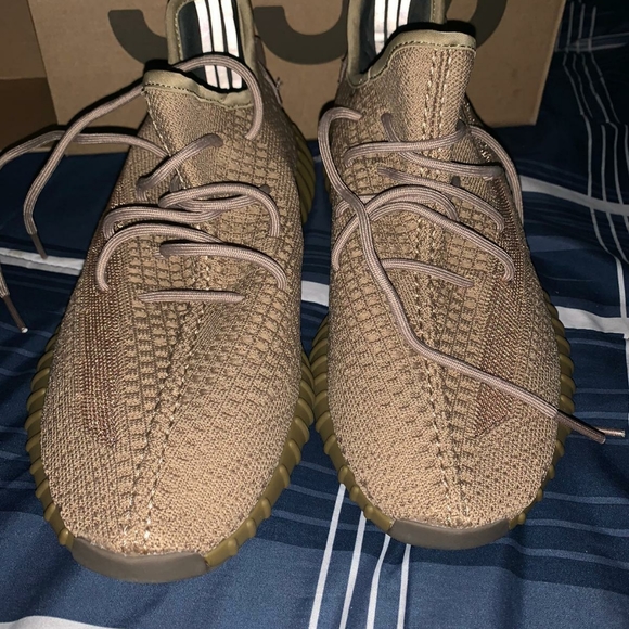 adidas Yeezy Boost 350 V2 Earth